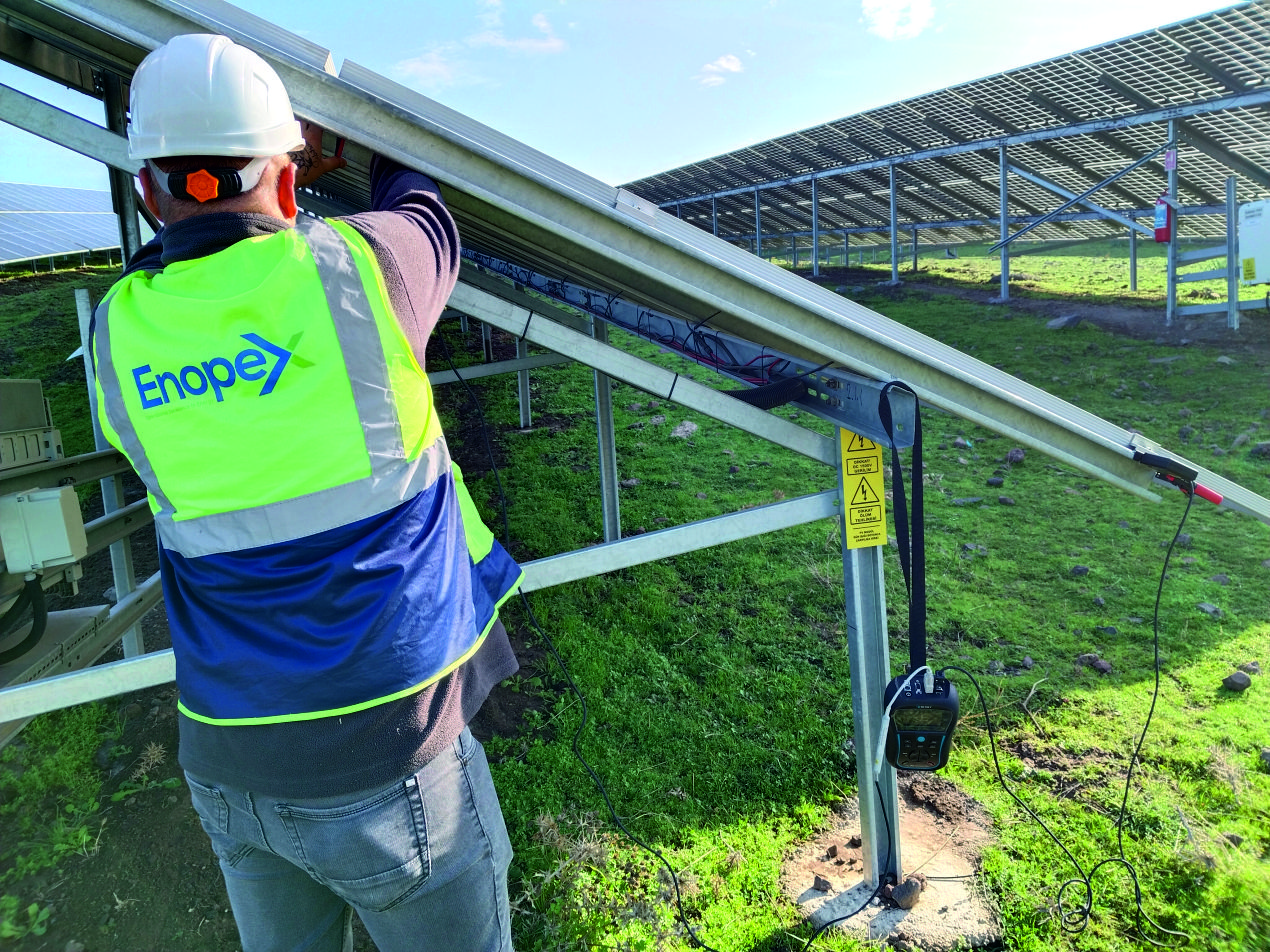Arazi tipi GES bakım onarım ve panel kontrolü çalışması