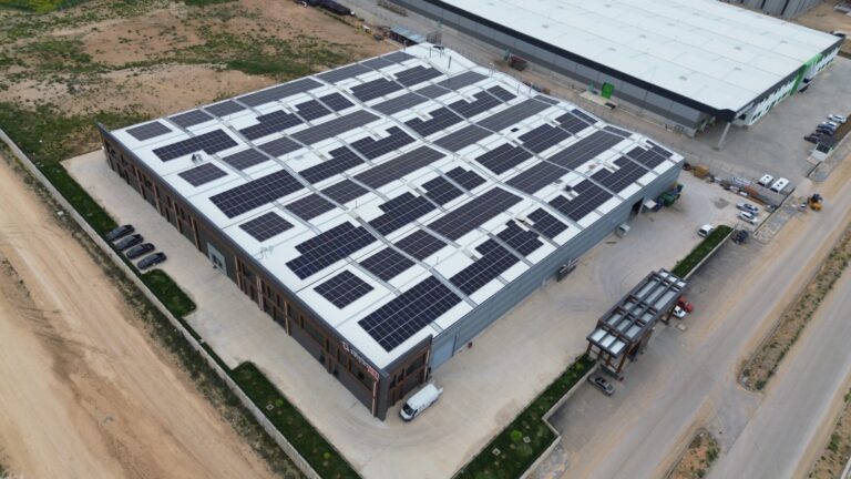 Eskişehir Düşlersan Çatı GES Projesi Güneş Paneli Bakım ve Temizliği - Enopex Enerji