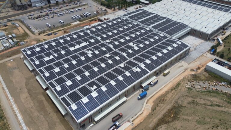 Eskişehir Arçelik Çatı GES Projesi ve Güneş Paneli Bakım Temizliği - Enopex Enerji
